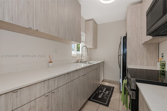 Photo - 1679 NE 176th St