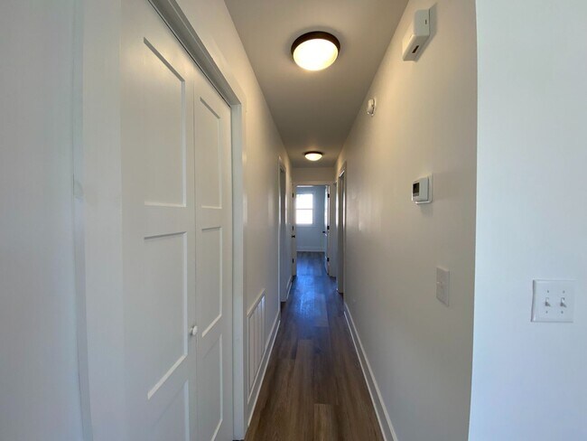 Photo - 1003 Hadley Rd