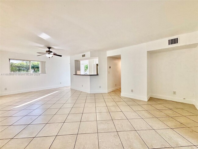 Photo - 3405 NW 44th St Condominio Unidad 104