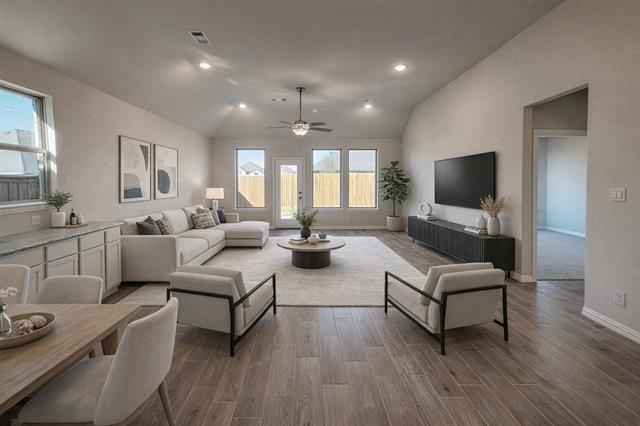 Photo - 2201 River Trl