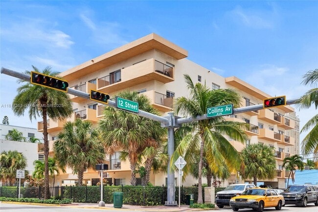 Building Photo - 1150 Collins Ave Unit 303 Rental