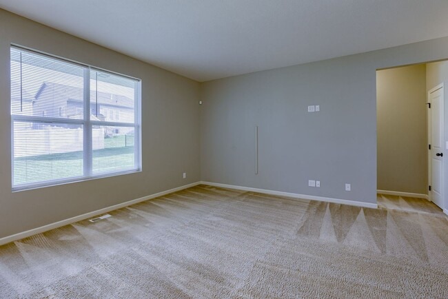 Photo - Spacious 4-Bedroom Near Lake Cunningham