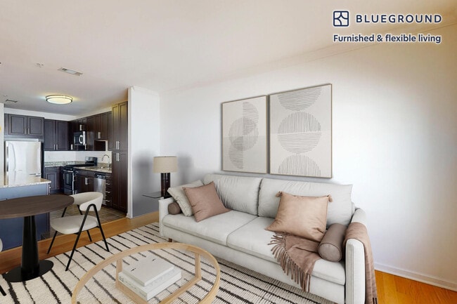 Photo - 80 N Central Ave Unidad FL2-ID1076A