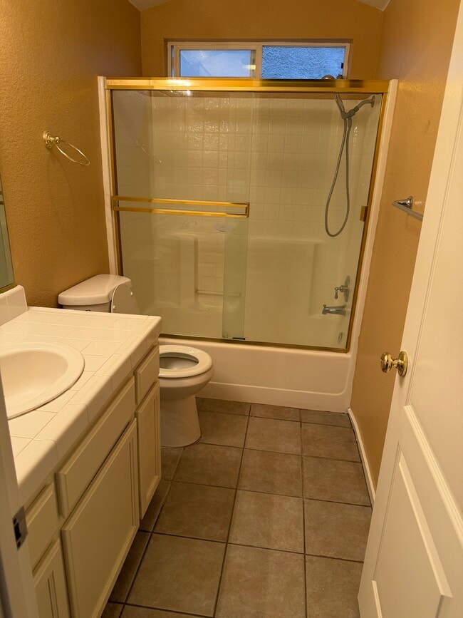 Photo - 1102 Kirksey Dr