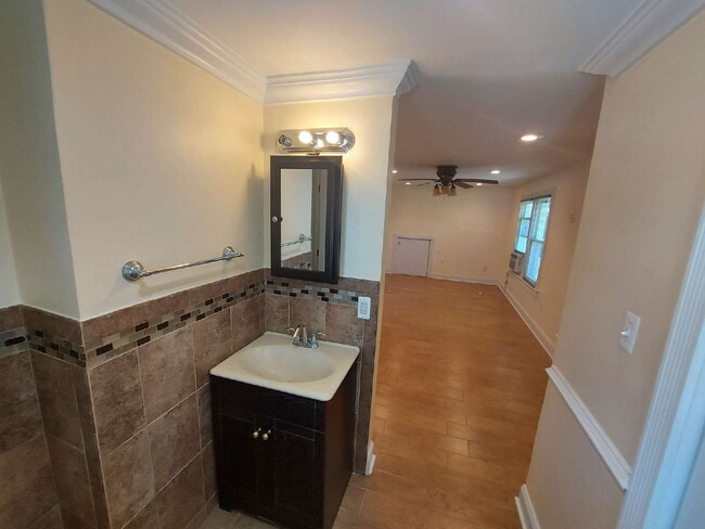 Photo - "Charming 1-Bed Oasis with 2 Full Baths in Fairmount Heights – 828 Sq Ft of Comfort!"