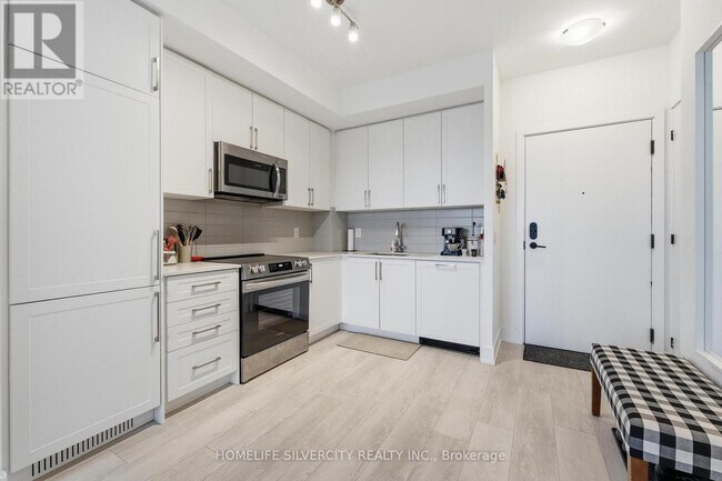 Photo - 2450 Old Bronte Rd Unit 533