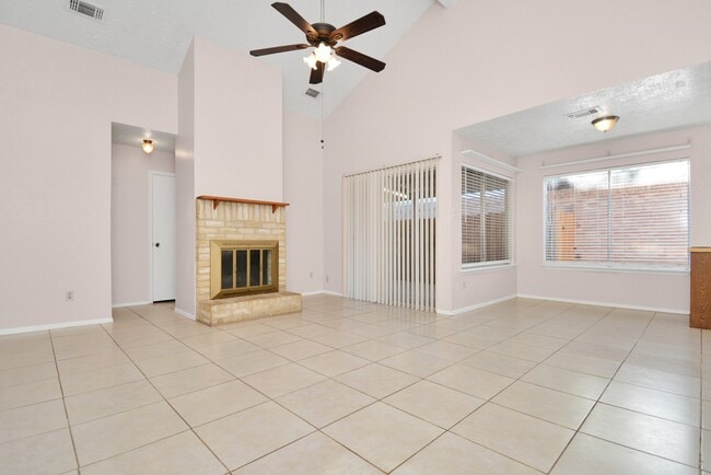 Building Photo - 19214 Cypress River Dr