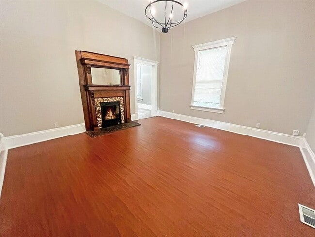 Photo - 433 Park Ave SE