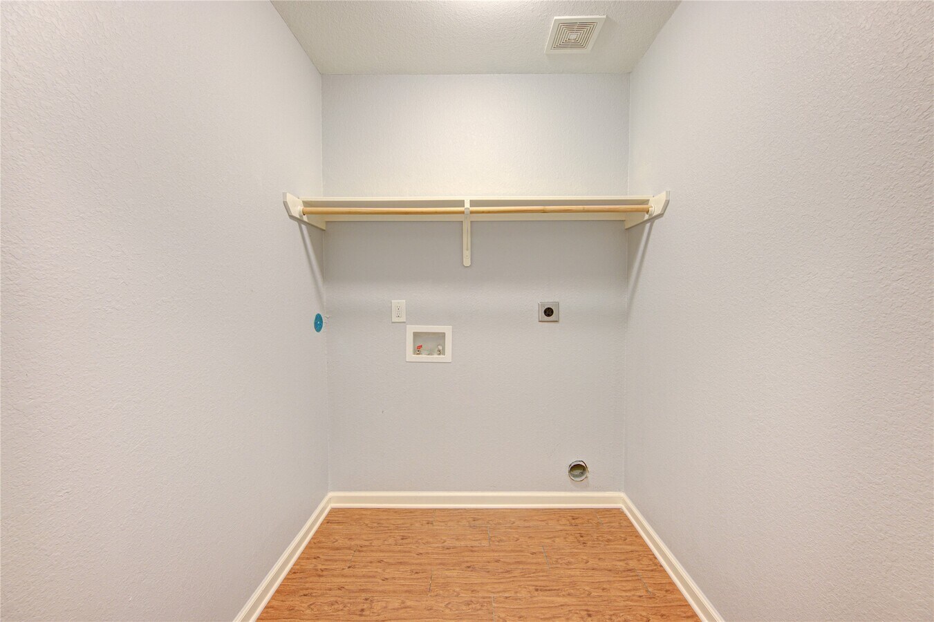 Photo - 503 W Linney St