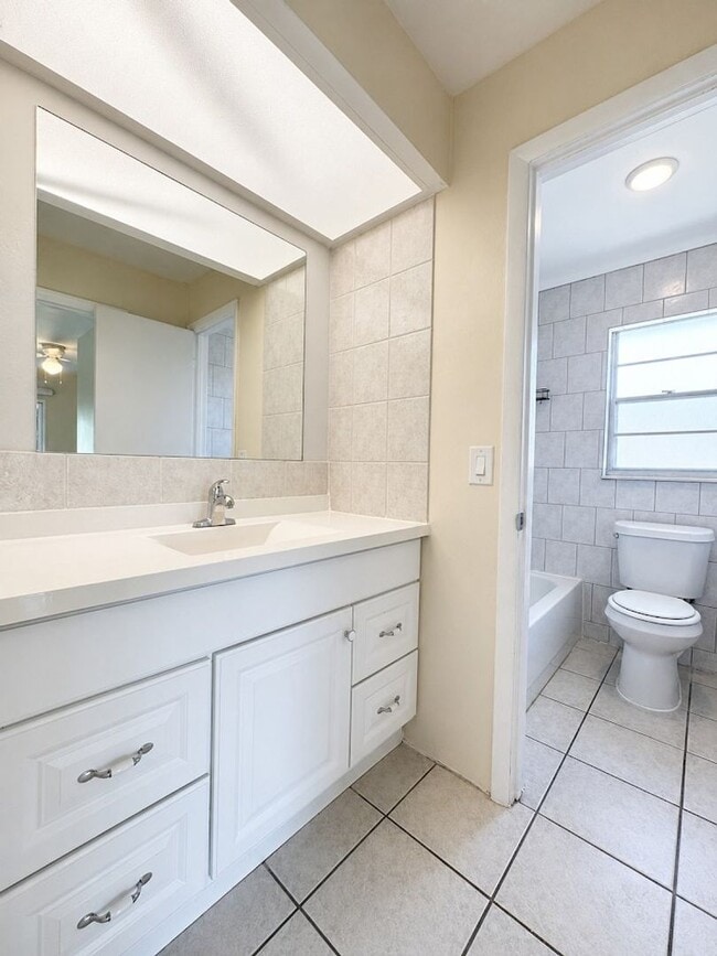 Photo - 4133/4135 SW 7th Pl Duplex Unit 4133 SW 7th Pl