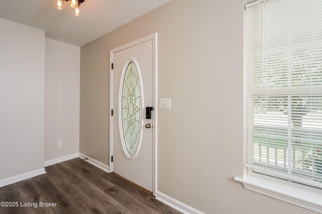 Photo - 311 Tyler Pkwy