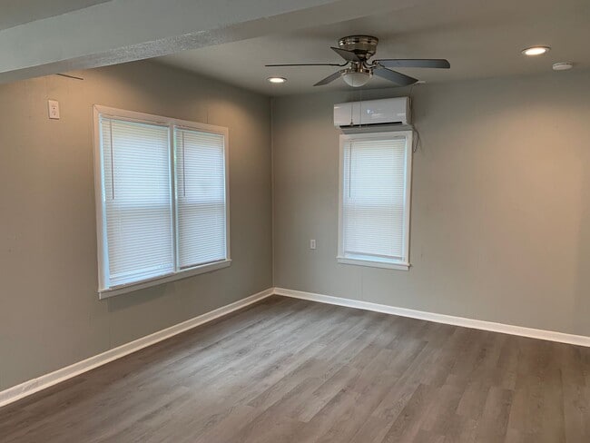 Photo - 832 S. Moffett Ave -609 w 9th Unit 832 S Moffet Ave