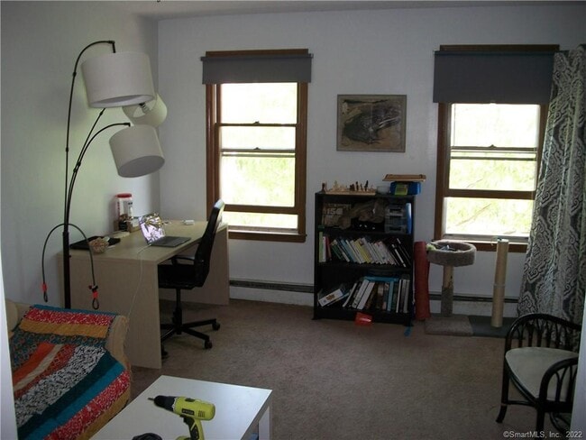 Building Photo - 20 Lawrence St Unit 2