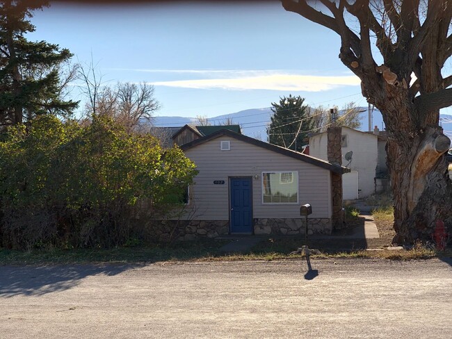 Photo - 102 S O St House