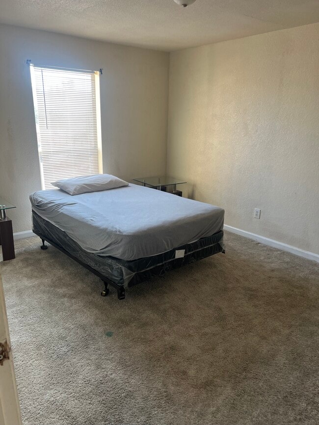 Photo - 8100 Creekbend Dr Unit 154