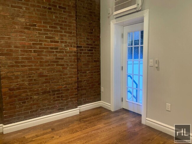 Photo - Mott Street Unidad 3