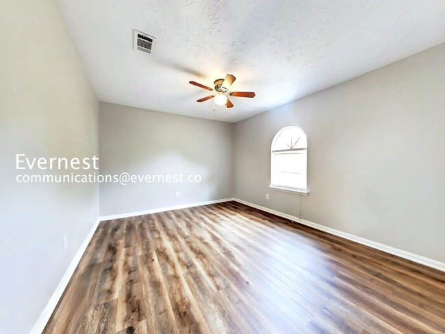 Photo - 10223 Sageaspen Ln