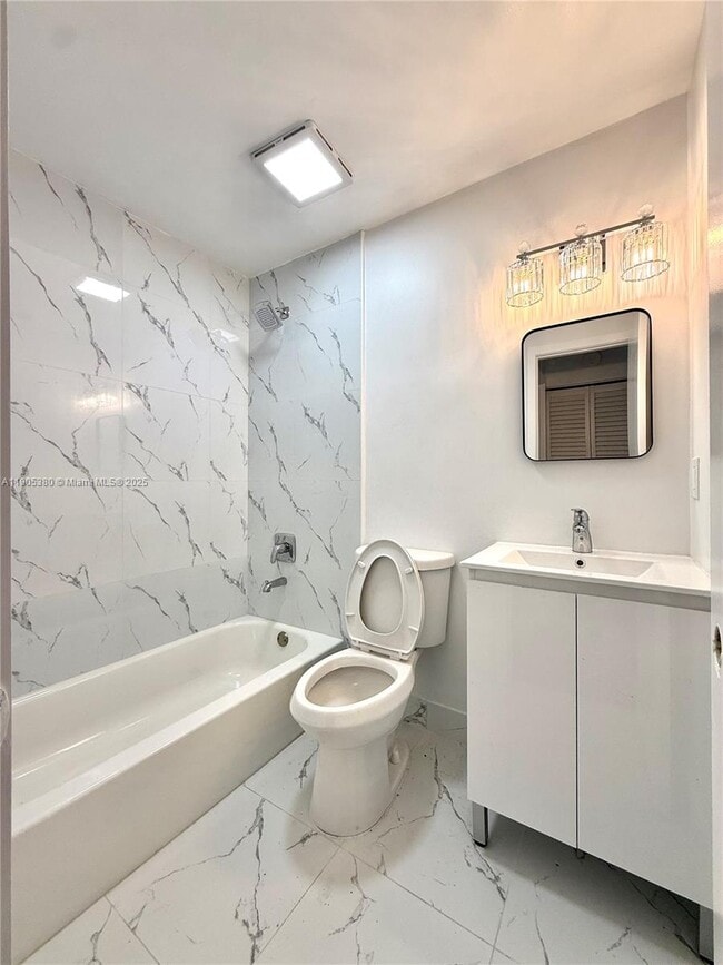 Photo - 1185 SW 16th Ave Unidad 2