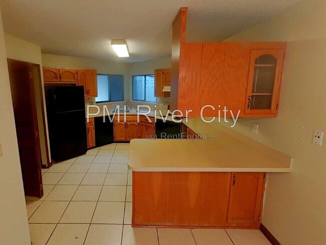 Building Photo - 1192 W Romaine Cir