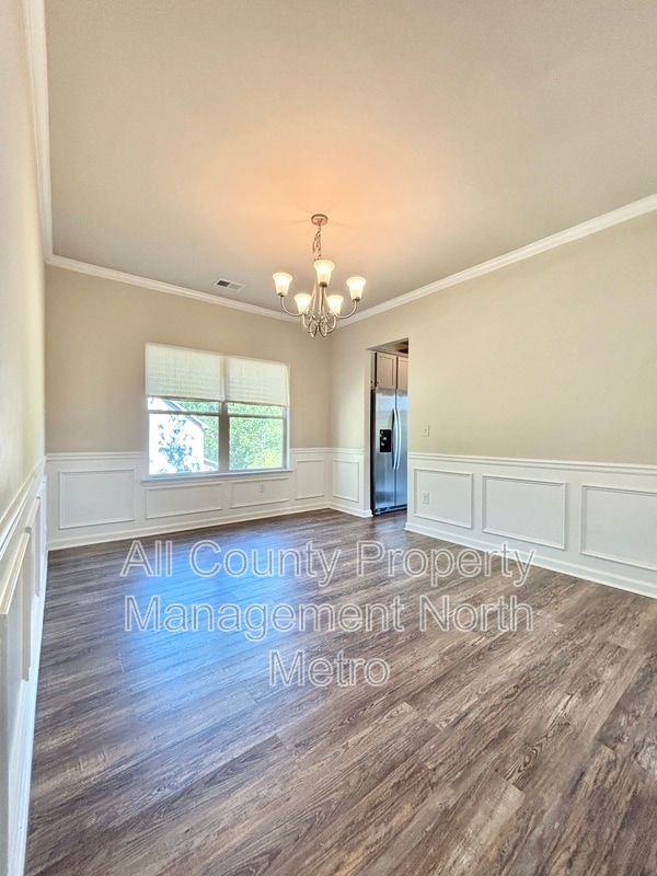 Photo - 212 Creek View Pl