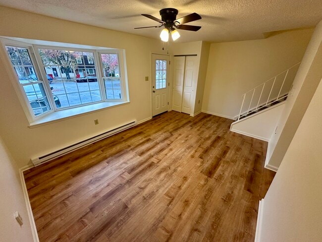 Photo - 1174 Ravenwood Rd