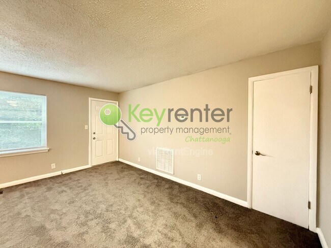 Photo - 305 Sunrise Ln Unit B