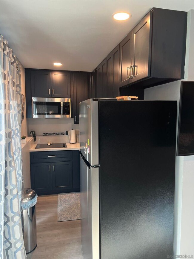 Photo - FURNISHED SAN CARLOS STUDIO-AVAILABLE NOW!!!