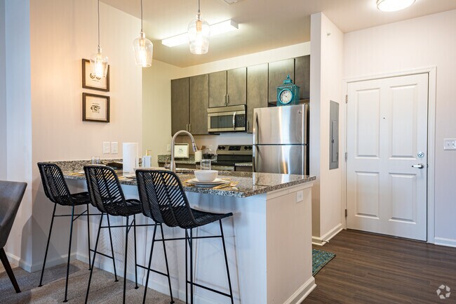 Wabash- 2BR, 2BA
