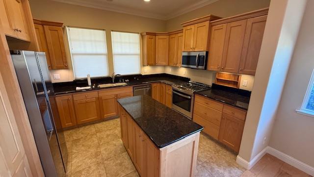 Photo - 2688 Vartikian Ave