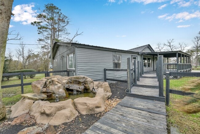 Photo - 22603 Tuwa Rd