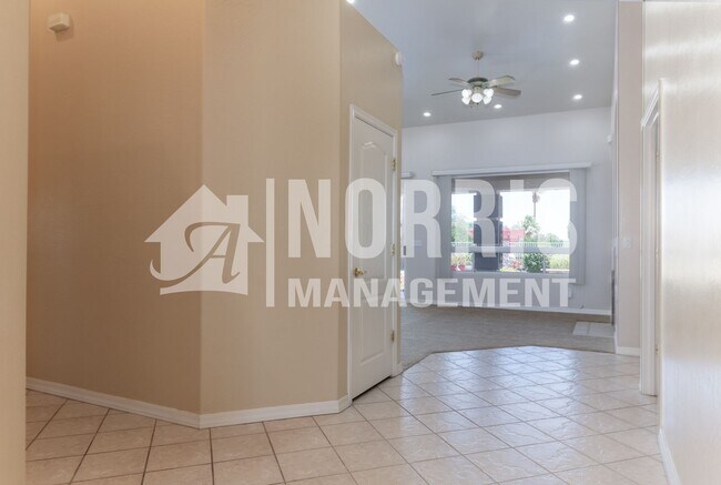 Photo - Beautiful Home Located in The Links