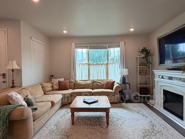 Photo - 5117 Buckwheat Rd