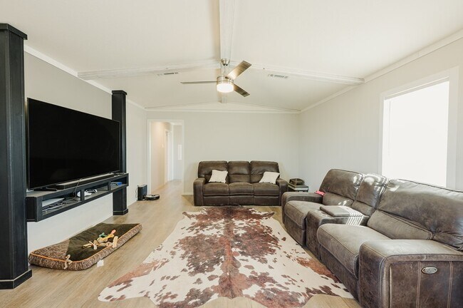 Photo - 13507 W County Rd 171