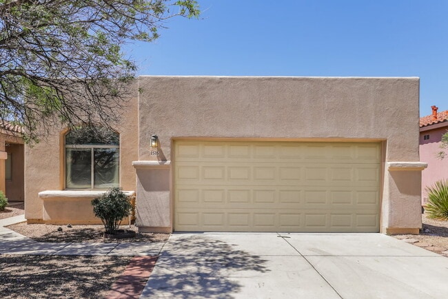 Building Photo - 2535 N Avenida TABICA