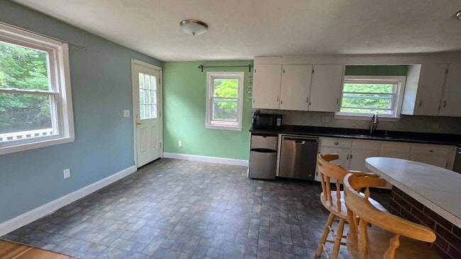 Photo - 503 Tolend Rd