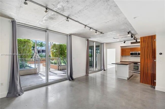 Photo - 3451 NE 1st Ave Unit 3451 NE 1st Ave  M0707