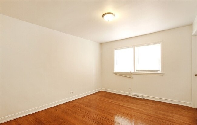 Photo - 11143 S Dr Martin Luther King Jr Dr Chicago, IL 60628