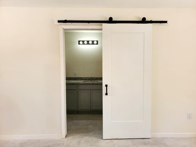 Photo - 22019 Kenchester Dr