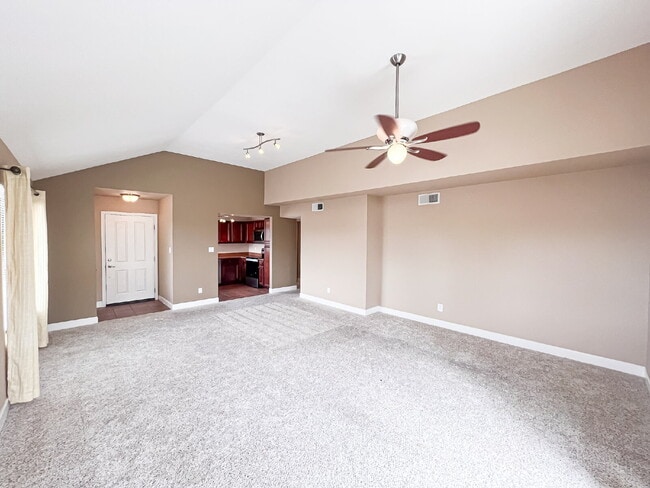 10115 E Mountain View Rd