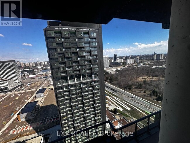 Photo - 1 Quarrington Lane Unit 2901