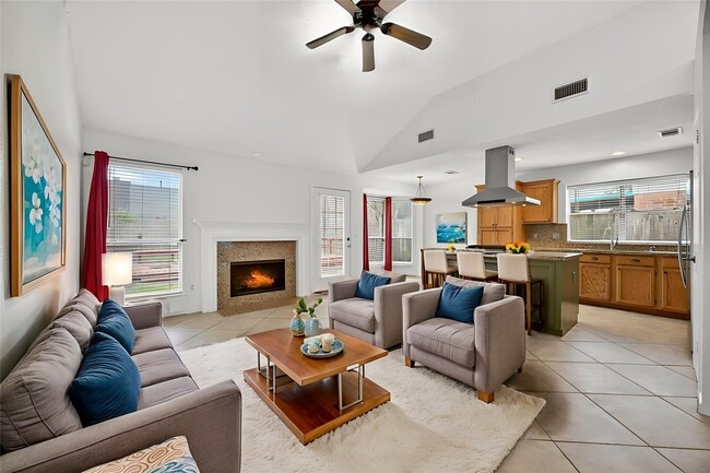 Photo - 1035 Cascade Creek Dr