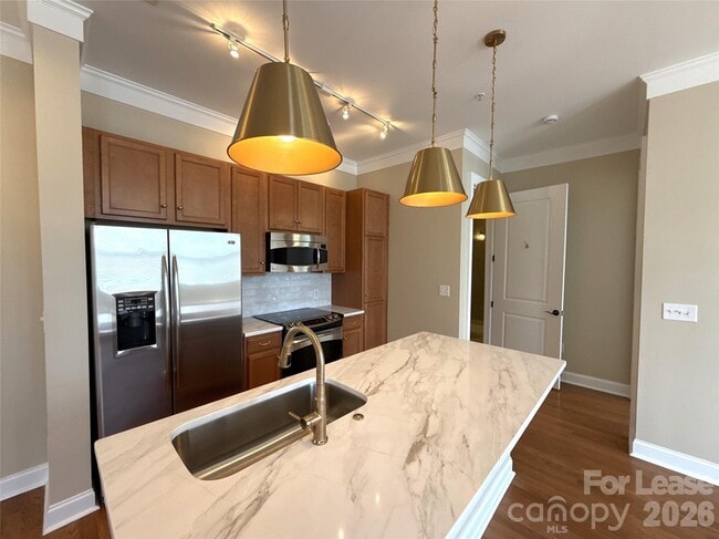 Photo - 2810 Selwyn Ave Unidad 308