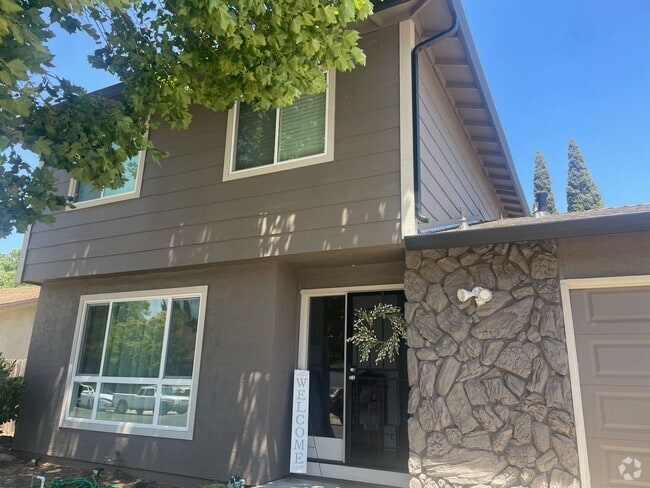 Building Photo - Beautifully Remodeled Home for Rent – Prim...