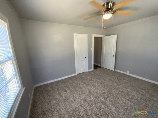 Photo - 809 E 12th Ave