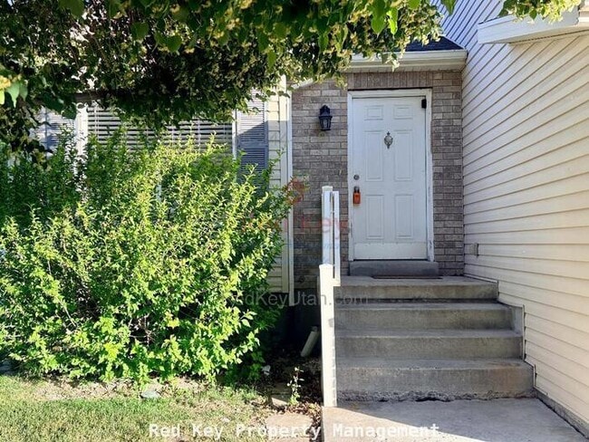 Photo - 177 Crystal Bay Dr