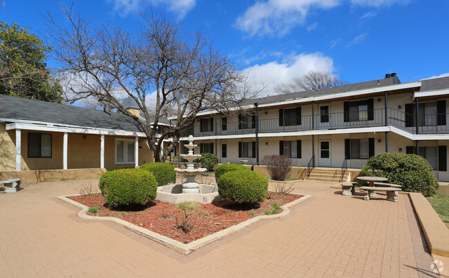 College Hill Flats - College Hill Flats Apartments