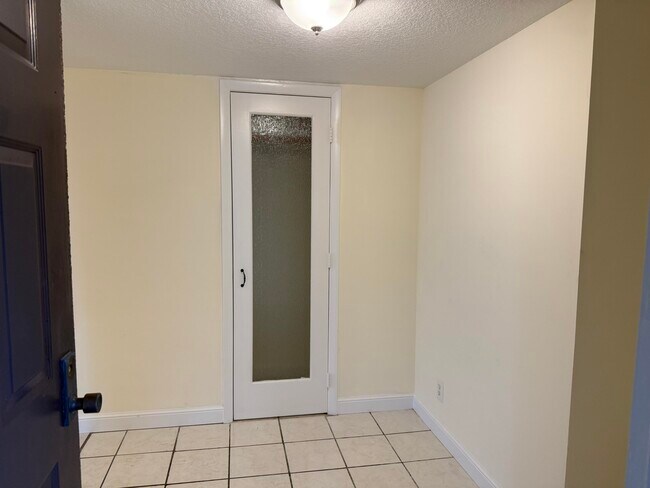 Photo - 7030 Half Moon Cir Unit 121