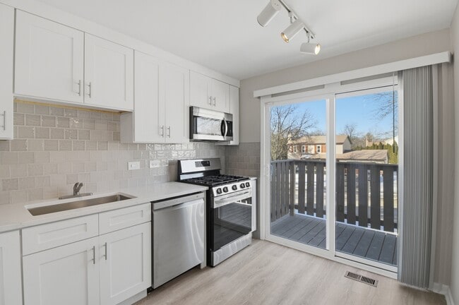 Photo - 205 Nantucket Harbor Unit 205