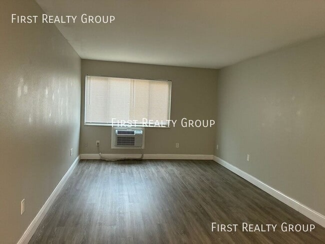 Photo - 5600 N Main St Unit #207