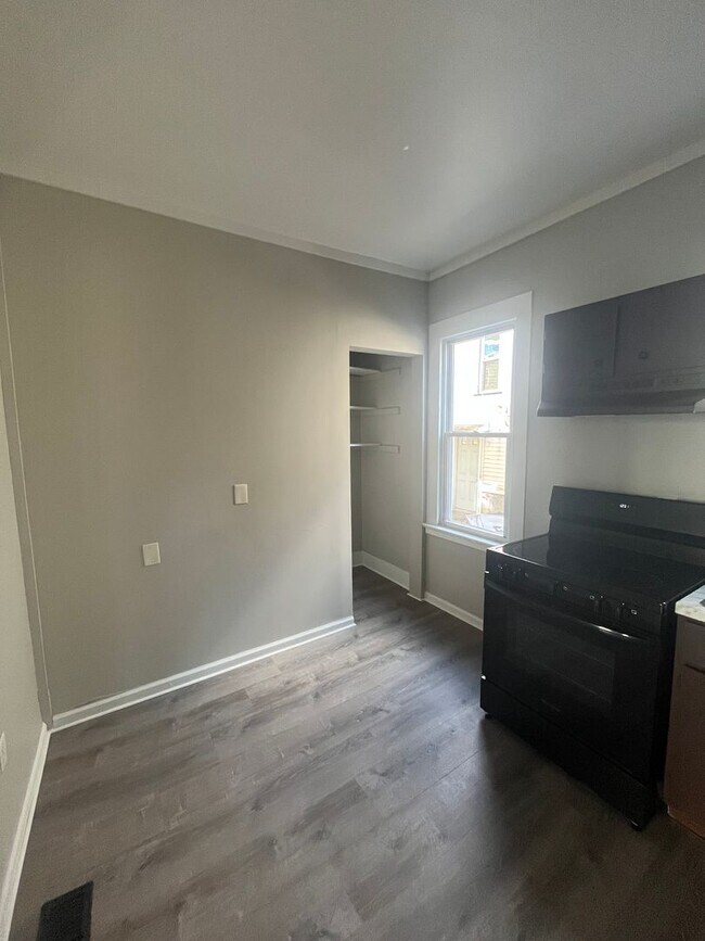 Photo - 8 Morgan St Unit 8 Morgan St-DN